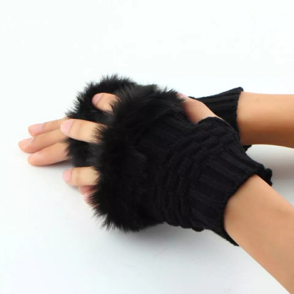 New Faux Rabbit Fur Gloves - Picture 2 of 6
